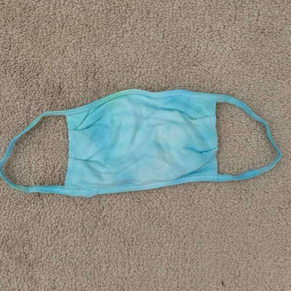 NWT blue tie dye face mask - Picture 13 of 16